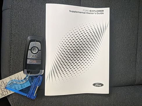 Used 2025 Ford Explorer Active image 29