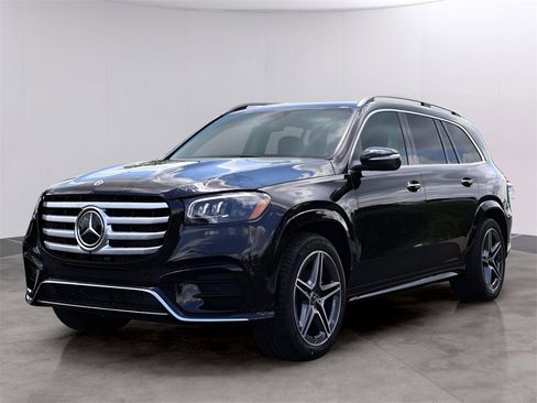 Certified 2025 Mercedes-Benz GLS 450 4MATIC image 3