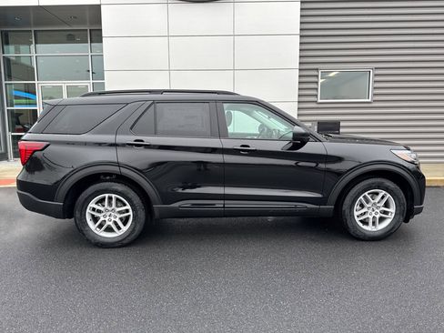 New 2026 Ford Explorer Active image 11