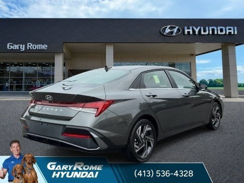 Certified 2024 Hyundai Elantra SEL w/ Convenience Package FWD image 8