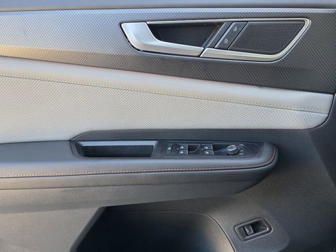 New 2026 Volkswagen Atlas Peak Edition image 15