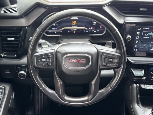 Used 2022 GMC Sierra 1500 AT4 w/ Technology Package image 15