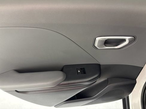 New 2026 Kia K4 FWD image 16