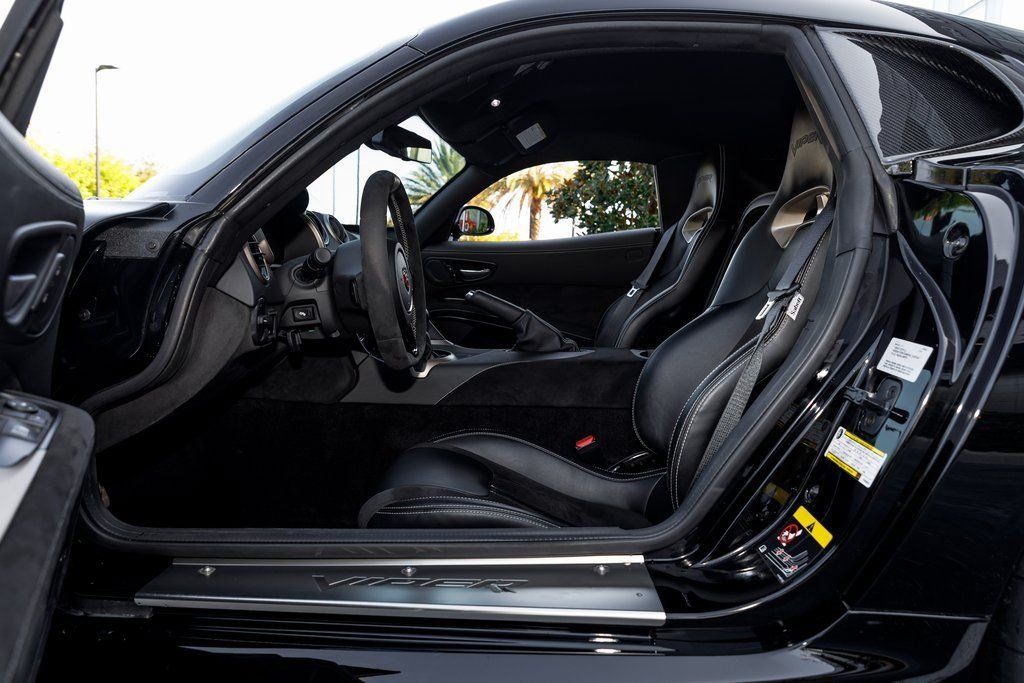Used 2017 Dodge Viper GTC w/ ACR Package RWD image 39