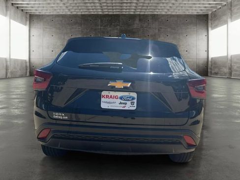 Used 2026 Chevrolet Trax LS FWD image 6