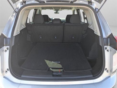 Certified 2025 Nissan Rogue S image 41
