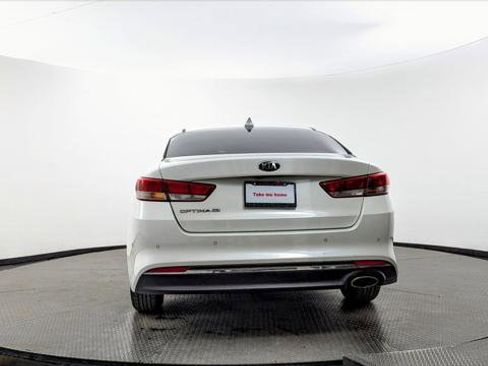 Used 2018 Kia Optima LX image 7