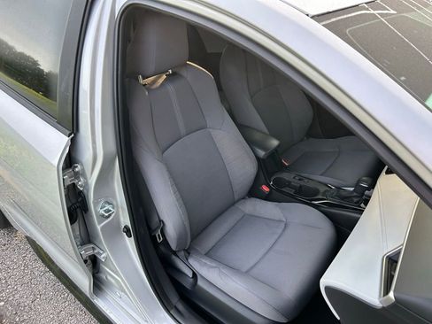 Used 2024 Toyota Corolla SE FWD image 16