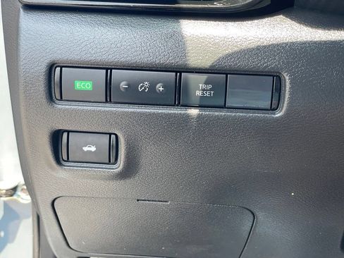 Certified 2024 Nissan Sentra SV w/ All-Weather Package FWD image 17
