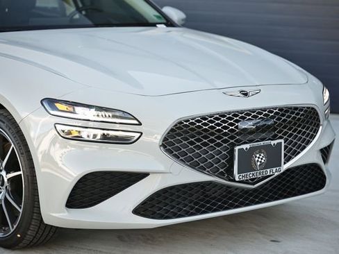 New 2026 Genesis G70 2.5T image 2
