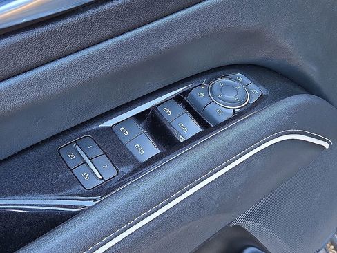 Used 2021 Cadillac Escalade Sport w/ Driver Assist Tech Package image 20