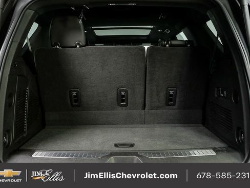 Used 2022 Chevrolet Tahoe Z71 w/ Luxury Package image 33