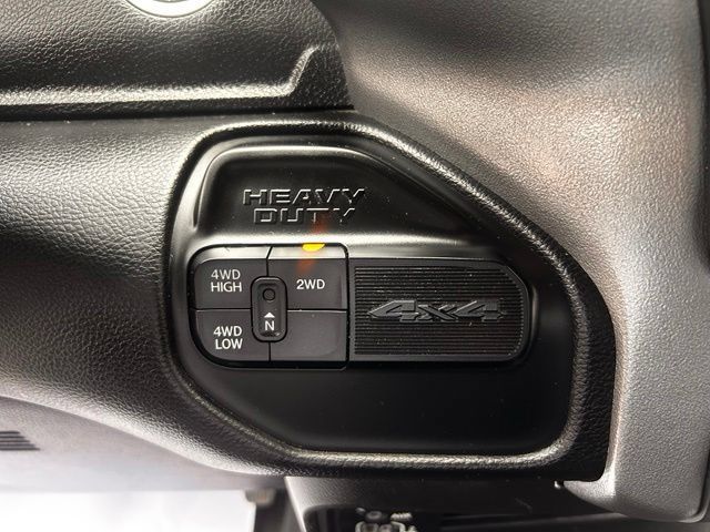 Used 2024 RAM 3500 Big Horn AWD/4WD image 26