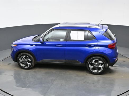 Certified 2025 Hyundai Venue Limited image 34