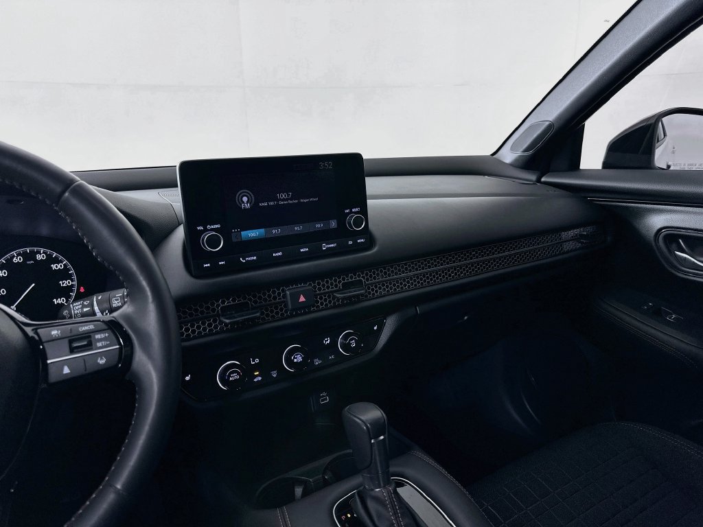 Certified 2024 Honda HR-V Sport image 22