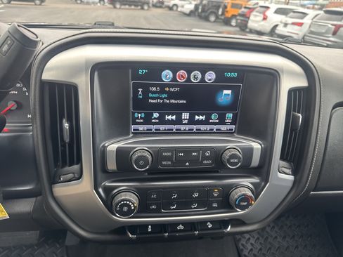 Used 2019 GMC Sierra 1500 SLE image 23