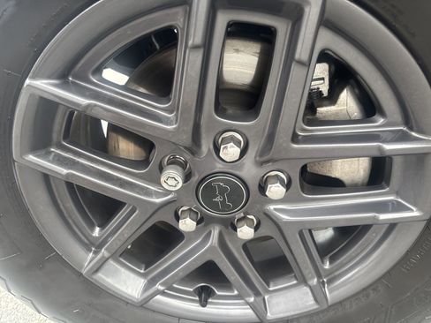 Used 2025 Jeep Wrangler Sport S image 9