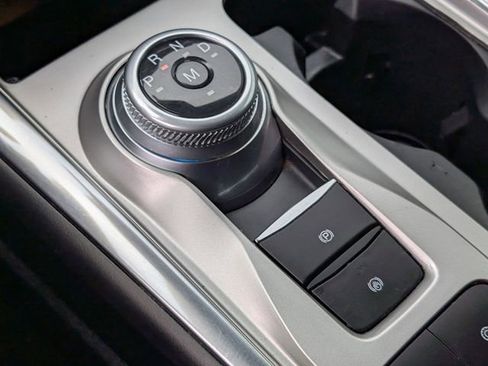 Used 2020 Ford Explorer XLT w/ Equipment Group 202A image 17