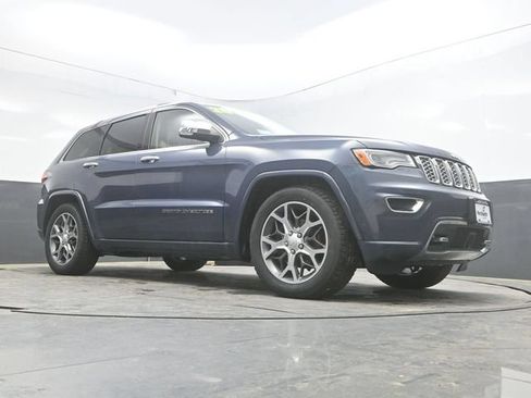 Used 2020 Jeep Grand Cherokee Overland AWD/4WD image 38