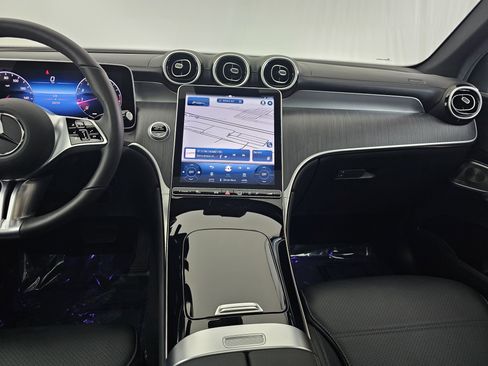 Certified 2024 Mercedes-Benz GLC 300 4MATIC image 34