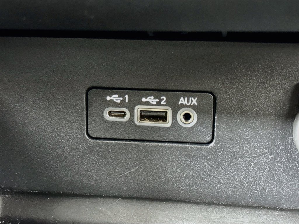 Used 2025 Nissan Altima 2.5 SV FWD image 17