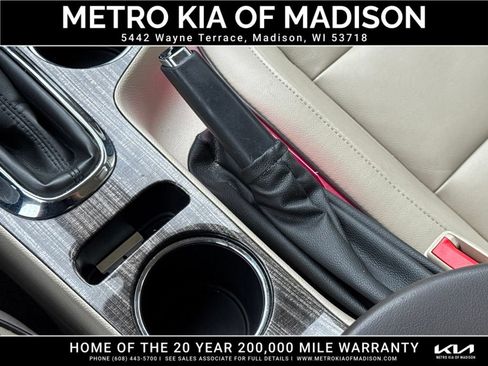 Used 2014 Chevrolet Malibu LT FWD image 25