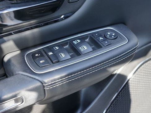 Used 2023 RAM 1500 Limited image 17