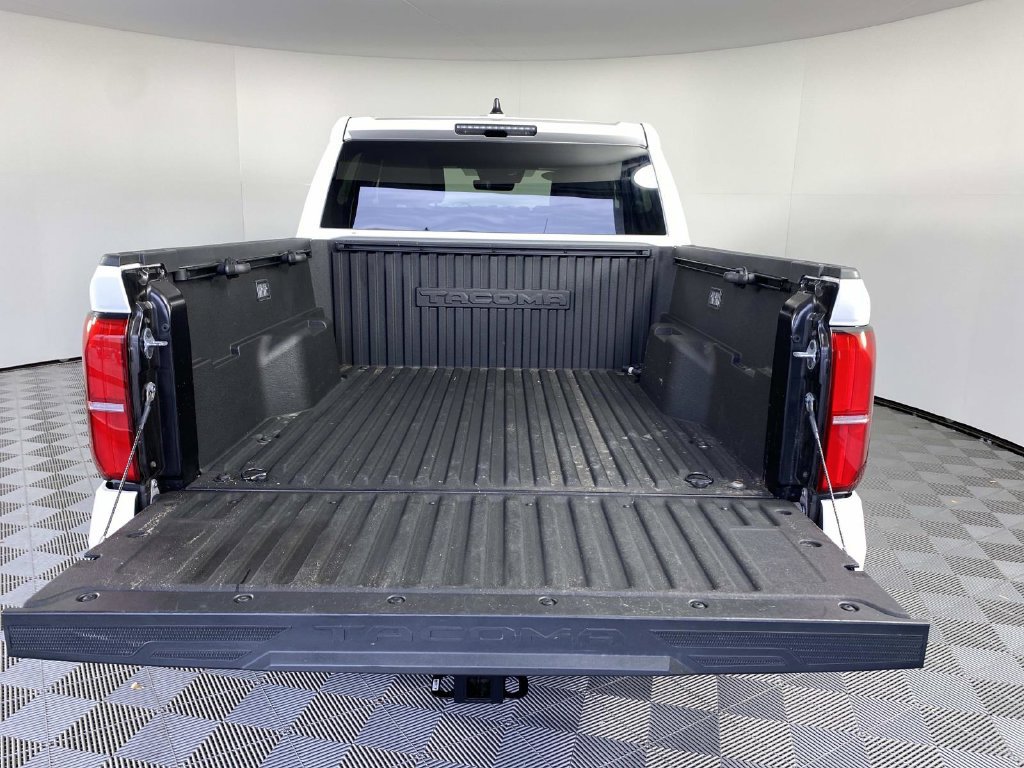 Used 2024 Toyota Tacoma TRD Off-Road AWD/4WD image 8