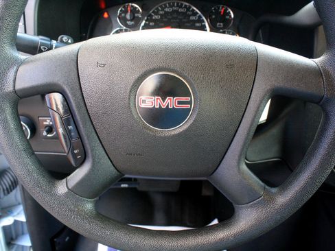 Used 2023 GMC Savana 2500 w/ Driver Convenience Package image 14