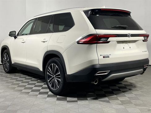 Certified 2024 Toyota Grand Highlander AWD Hybrid image 5