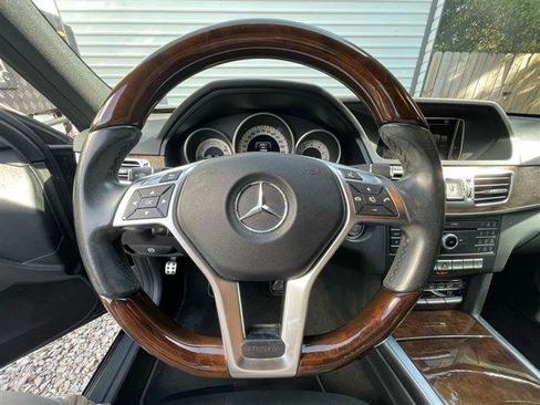Used 2016 Mercedes-Benz E 350 Sedan image 7