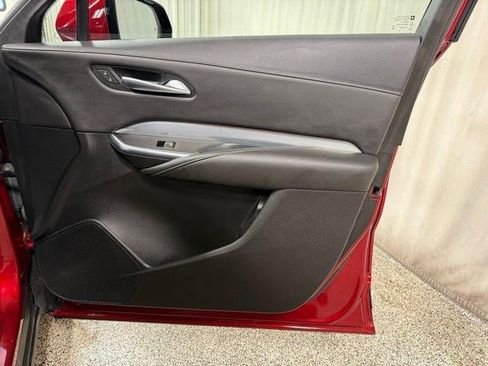 Used 2022 Cadillac XT4 Premium Luxury w/ Enhanced Visibility Package image 21