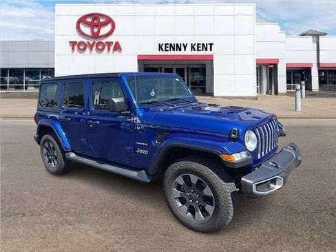 Used 2018 Jeep Wrangler Unlimited Sahara AWD/4WD image 1