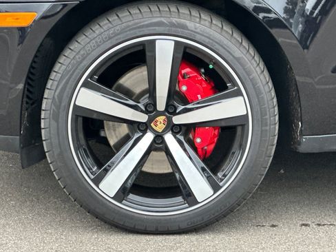 Used 2022 Porsche Macan S image 27