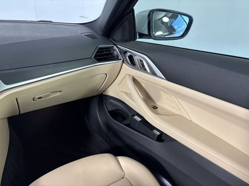 Used 2021 BMW 430i Coupe w/ Convenience Package RWD image 30