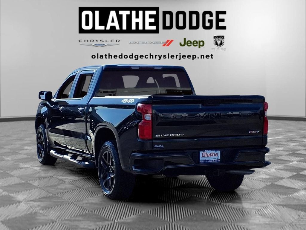 Used 2026 Chevrolet Silverado 1500 RST w/ RST Select Package AWD/4WD image 5
