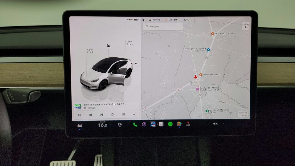 Used 2022 Tesla Model Y Performance AWD/4WD image 23