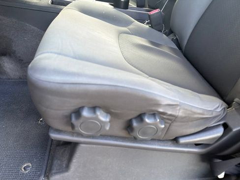Used 2011 Nissan Xterra S RWD image 5