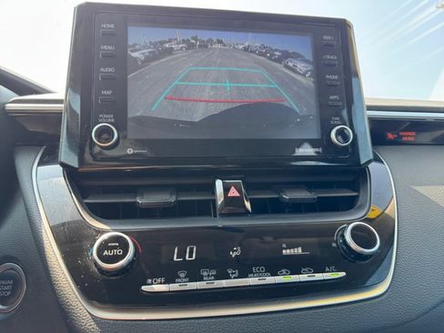 Certified 2022 Toyota Corolla LE image 20