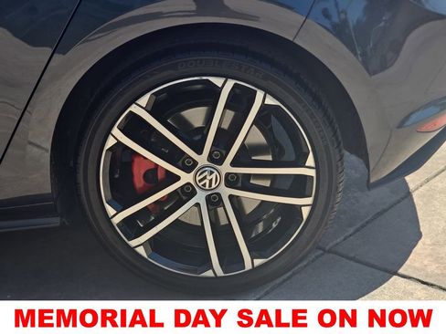 Used 2017 Volkswagen GTI Sport FWD image 29