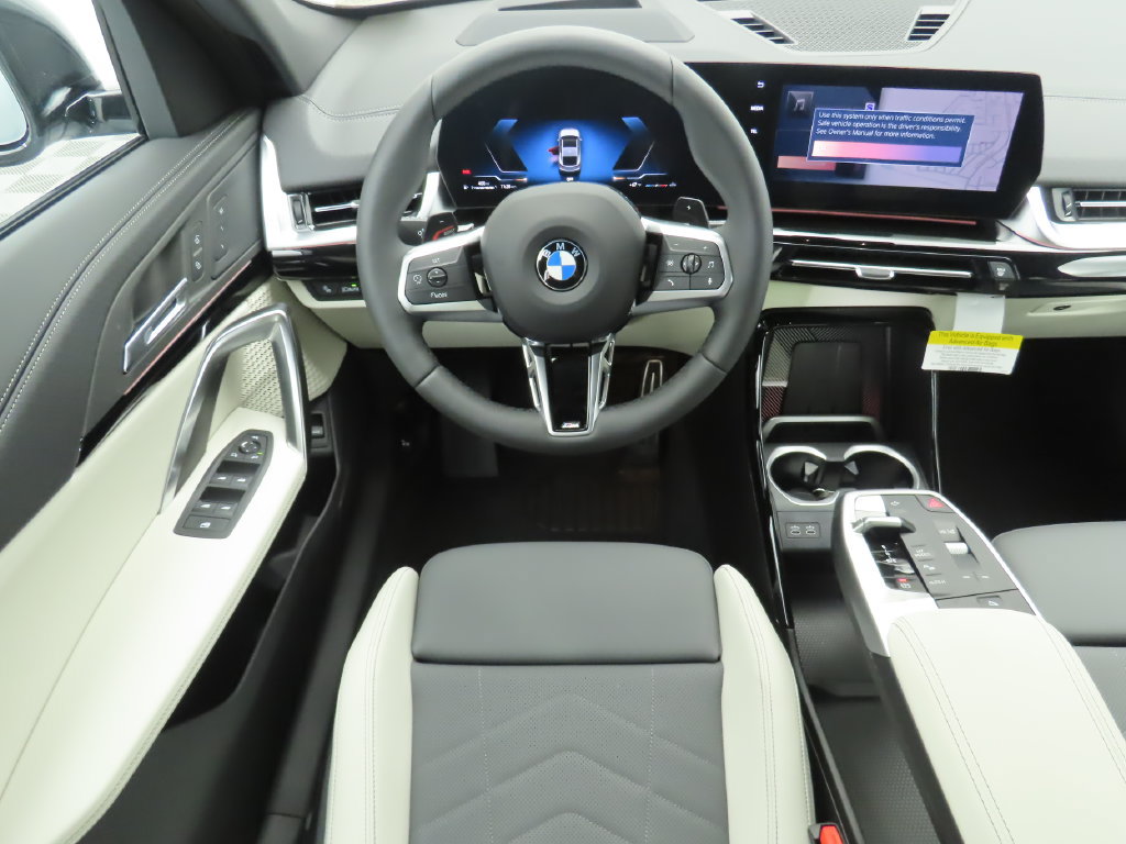 Certified 2026 BMW X2 xDrive28i w/ Technology Package AWD/4WD image 11
