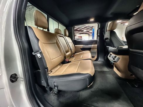 Used 2021 Ford F150 Lariat RWD image 24