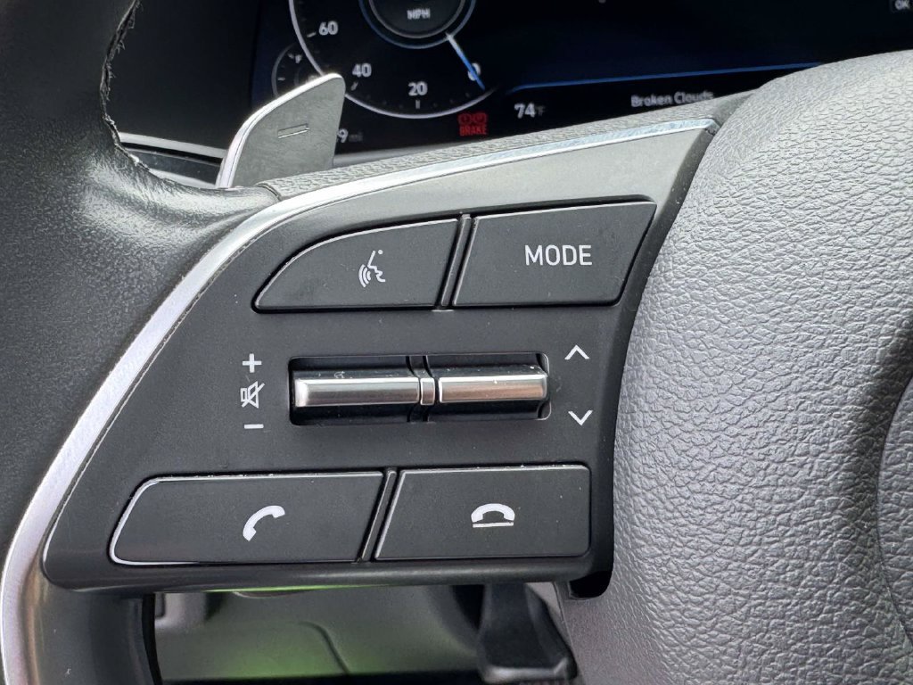 Used 2021 Hyundai Sonata Limited w/ Preferred Accessory Package FWD image 25