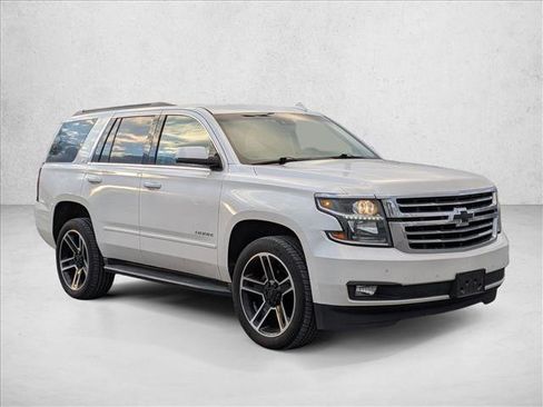 Used 2018 Chevrolet Tahoe LT w/ Luxury Package image 7