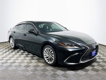Used 2021 Lexus ES 300h w/ Accessory Package