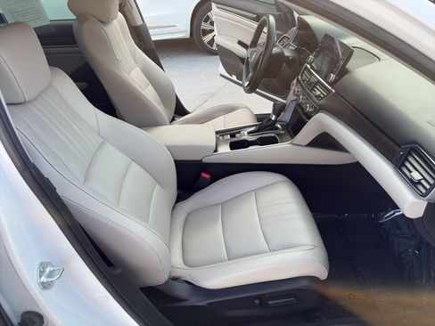 Used 2021 Honda Accord EX-L image 13