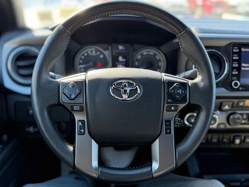 Used 2021 Toyota Tacoma TRD Sport w/ TRD Premium Sport Package image 9