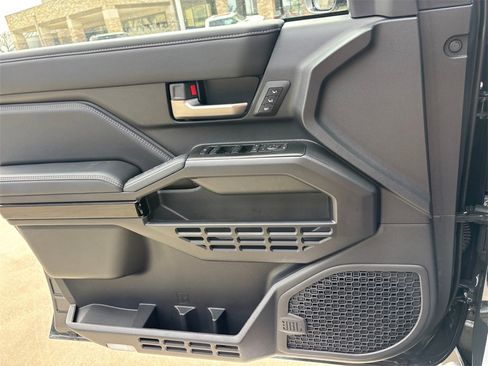 New 2025 Toyota 4Runner Limited image 25