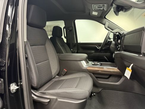 New 2026 Chevrolet Silverado 2500 LT w/ Trail Boss Package image 14