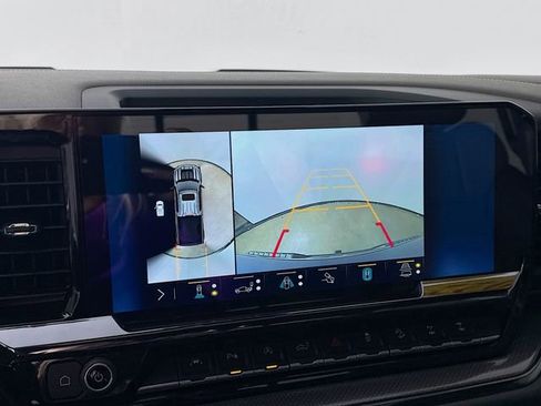 Used 2022 Chevrolet Silverado 1500 ZR2 w/ Technology Package image 14